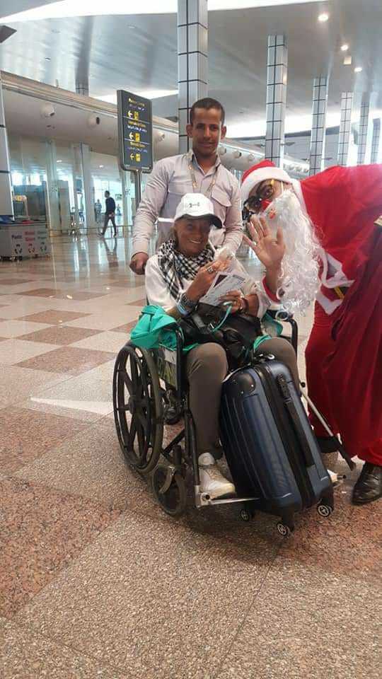 المطارات المصرية تتزين لاستقبال أعياد الميلاد المجيد  (4)