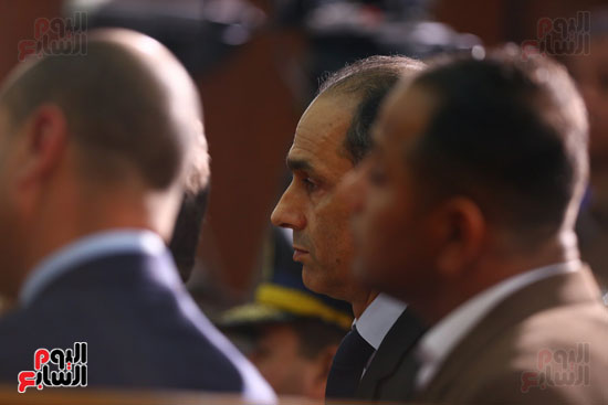 بالصور والفيديو نص شهادة الرئيس  حسني مبارك  فى قضية اقتحام الحدود 26570-حسنى-مبارك-قضية-اقتحام-السجون-(47)