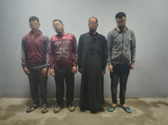 المتهمين