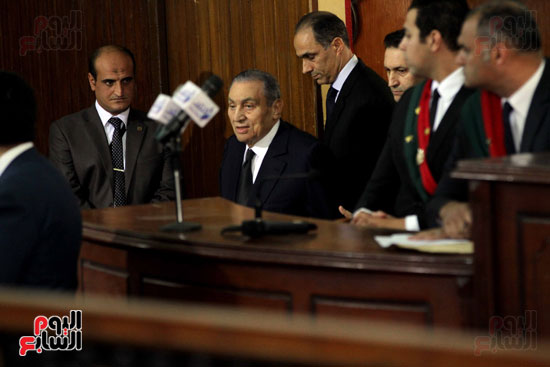 حسنى مبارك قضية اقتحام السجون (60)