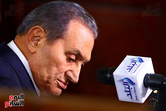بالصور والفيديو نص شهادة الرئيس  حسني مبارك  فى قضية اقتحام الحدود 39604-حسنى-مبارك-قضية-اقتحام-السجون-(40)