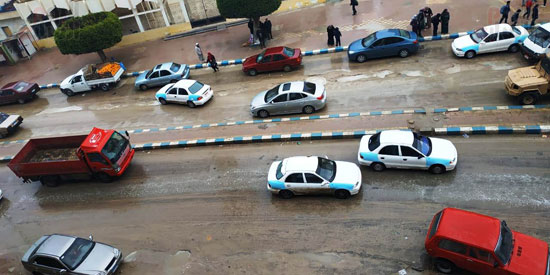 شوارع مدينة مرسى مطروح وقت سقوط الأمطار