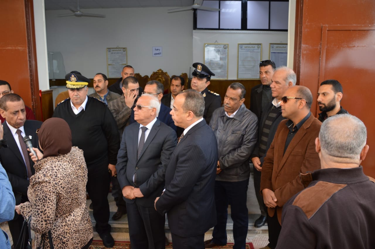 محافظ بورسعيد يفتتح مكتب سجل مدني العرب (3)
