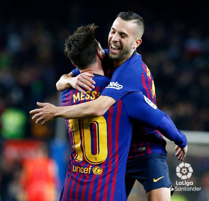 ميسي وألبا ميسي وألبا