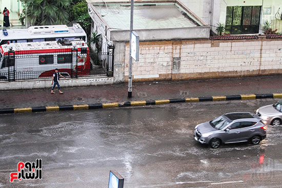 71879-صور-أمطار-غزيرة-بالقاهرة-والجيزة-(7)