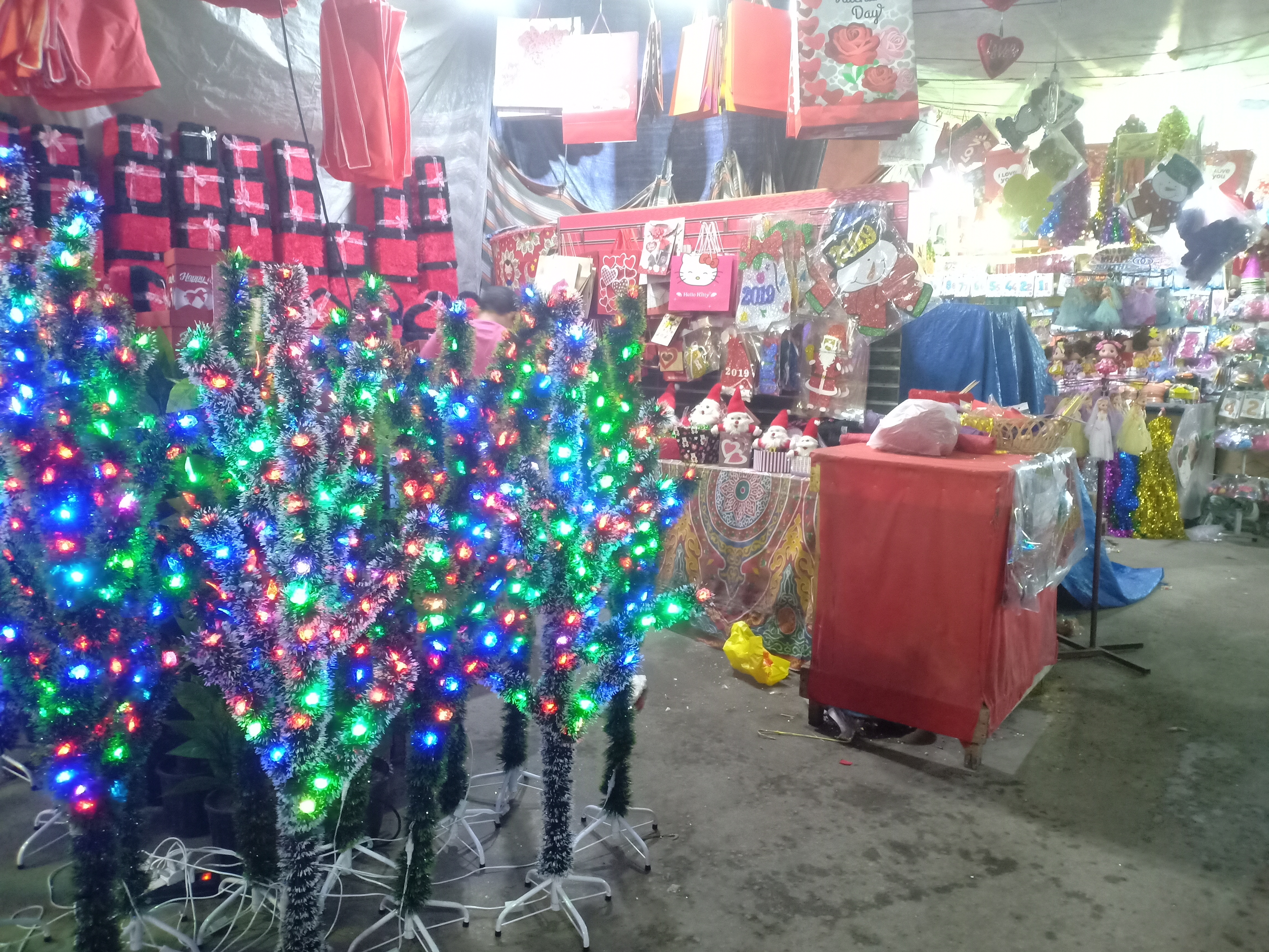 أسواق الإسكندرية تستعد للكريسماس (4)