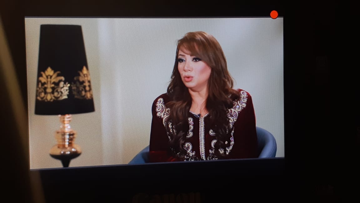 انتصار بالزي المغربي في برنامج عين علي قناة الحياة  (11)