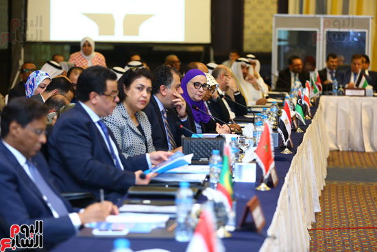 الاجتماع المشترك لمجلسى الشئون الاجتماعية والصحة العرب (44)