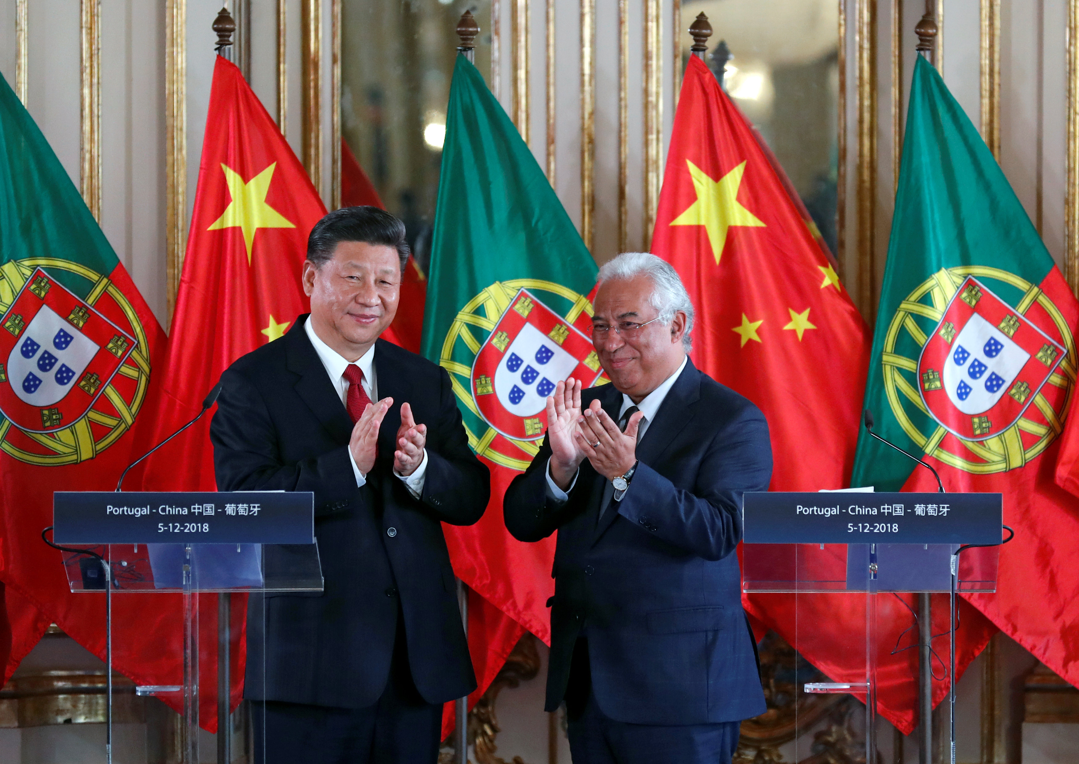 رئيس وزراء البرتغال والرئيس الصينى وتحية متبادلة