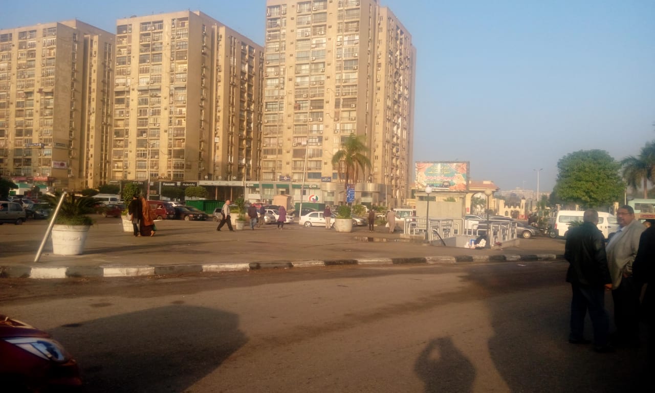 صرف القاهرة تسيطر على تجمعات مياه الأمطار وتعلن استمرار الطوارئ (15)