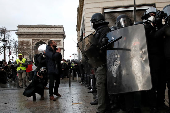 مظاهرات-فرنسا-(27)