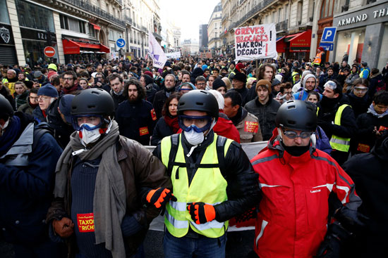 مظاهرات-فرنسا-(15)