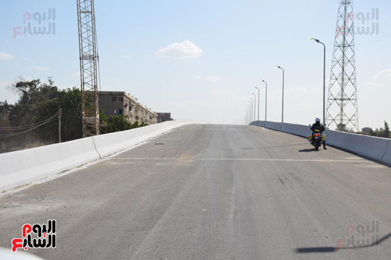 5--أحد-الكبارى-المؤدية-إلى-طريق-البلاجات 5--أحد-الكبارى-المؤدية-إلى-طريق-البلاجات