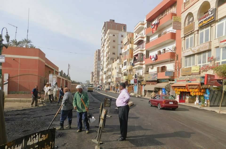 اعمال الرصف بحى شرق اسيوط (2)