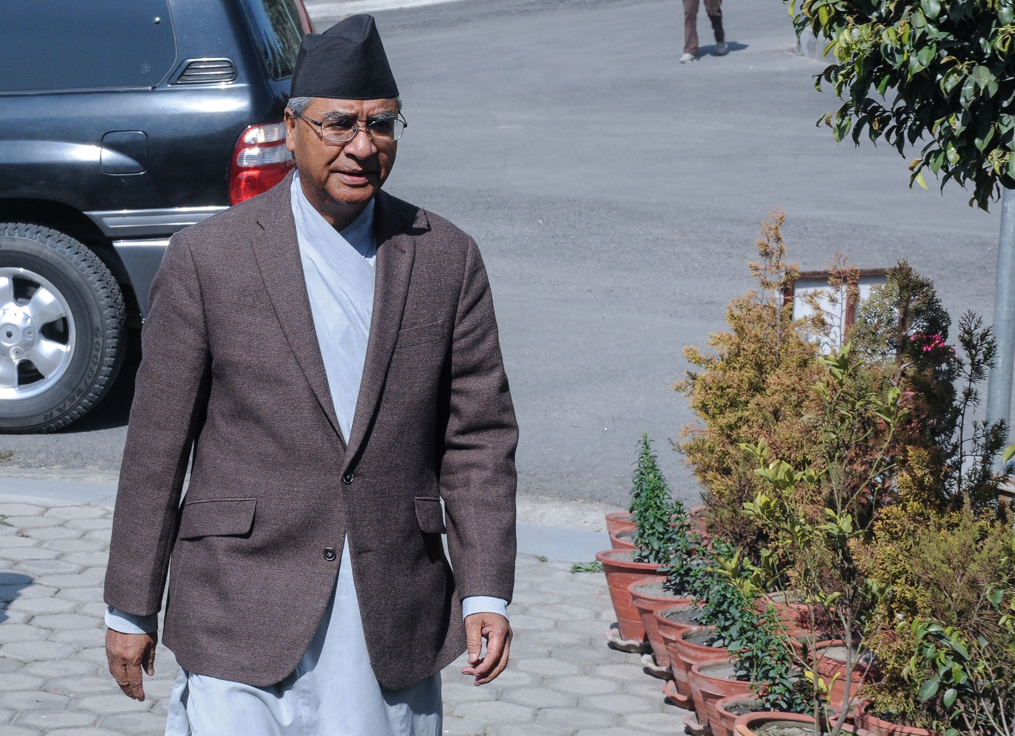 شير باهادور ديوبا رئيس الوزراء النيبالي