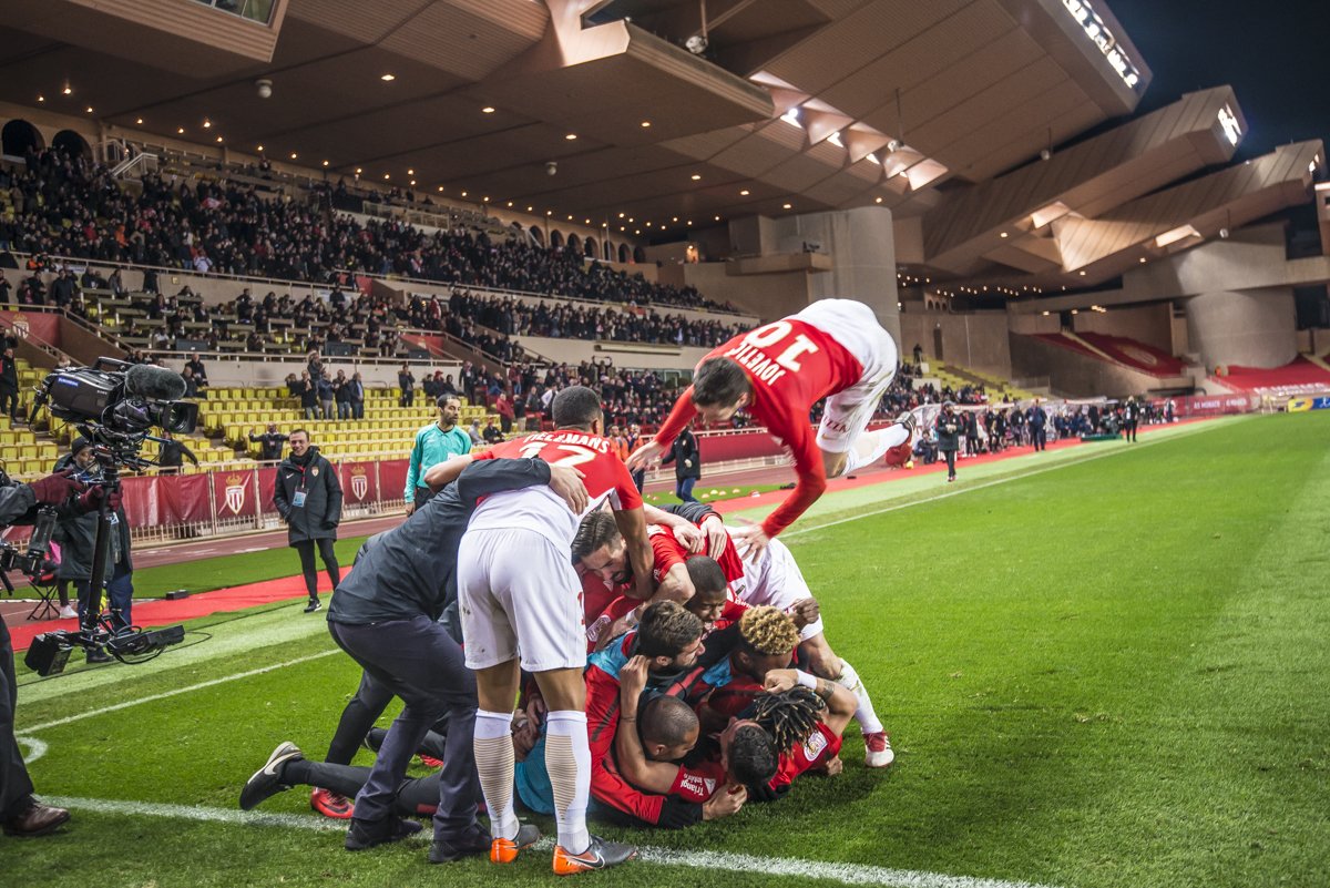 فريق موناكو فى الدورى الفرنسى