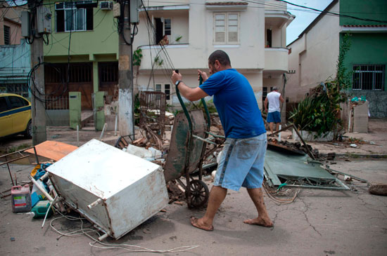 شوارع البرازيل بعد الفيضانات