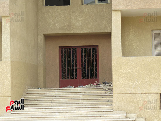 مشروع سكنى متكامل بشمال الجيزة تسكنه العناكب منذ 5 سنوات (5)