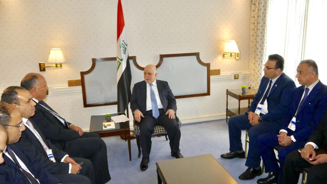 رئيس وزراء العراقى يستقبل وزير الخارجية سامح شكرى