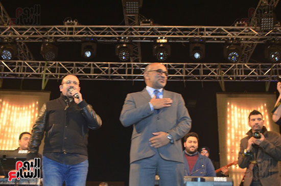 هشام عباس (25)