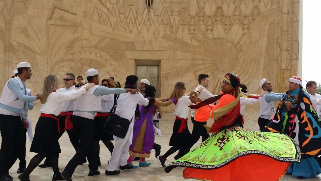 تنورة وعروض فنية لفرق أثيوبيا واليونان والهند بمهرجان أسوان للثقافة (4)