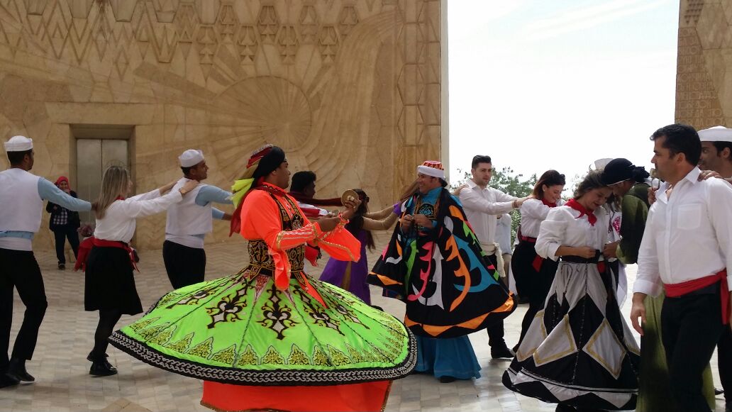 تنورة وعروض فنية لفرق أثيوبيا واليونان والهند بمهرجان أسوان للثقافة (3)