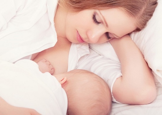 night-time-breastfeed-680x484 night-time-breastfeed-680x484