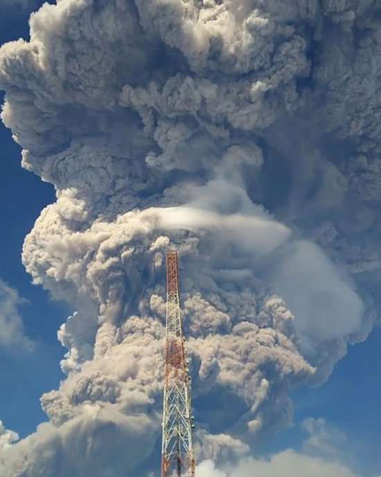 بركان إندونسيا 