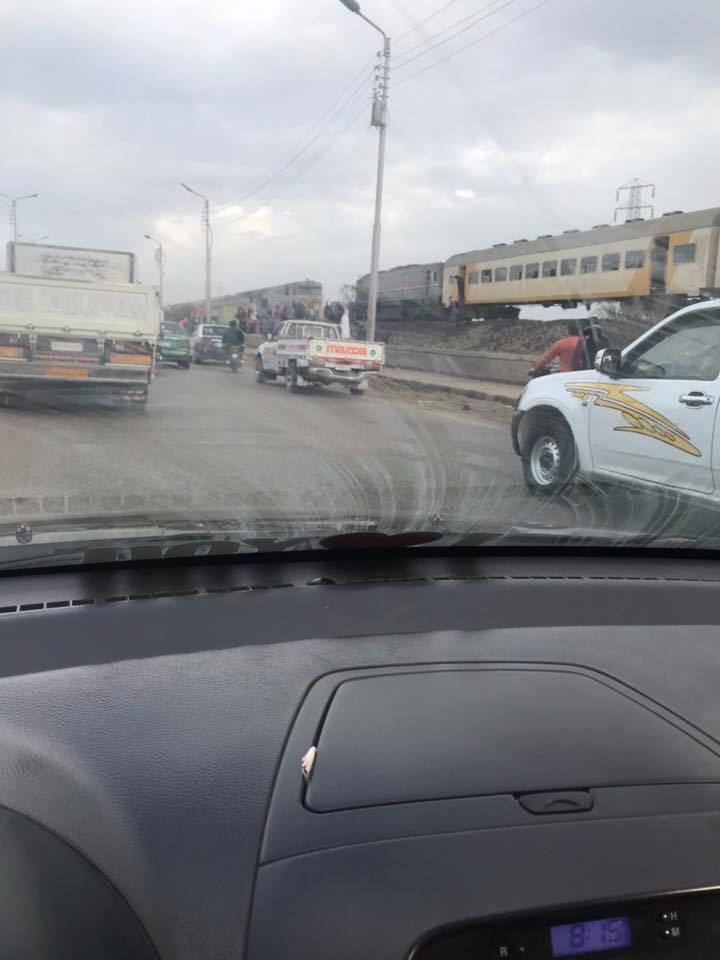 صورة من تقابل قطارين بالمواجهة بمحطة سندوب