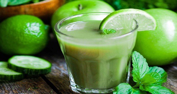 drink-this-before-going-to-bed-and-burn-stomach-fat-instantly-600x320