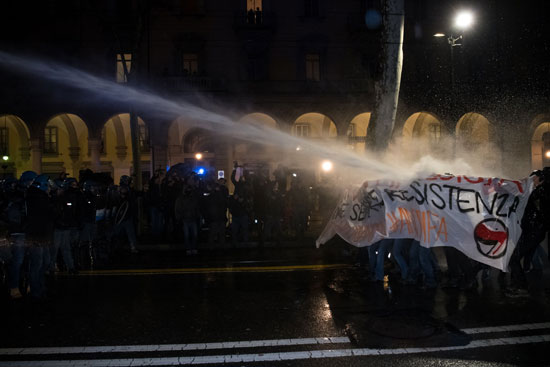 جانب من احتجاجات فى إيطاليا