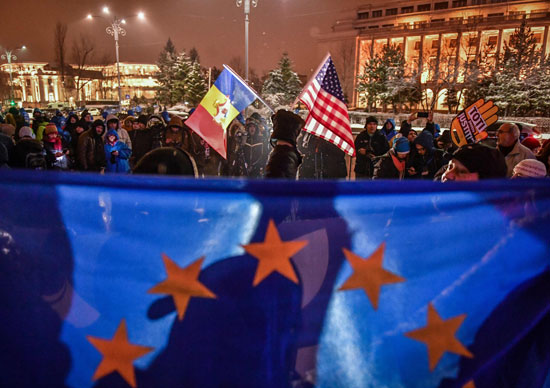 مظاهرات-فى-رومانيا