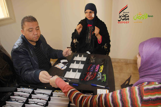 قوافل تحيا مصر والأورمان لعلاج أمراض العيون بالغربية (4)