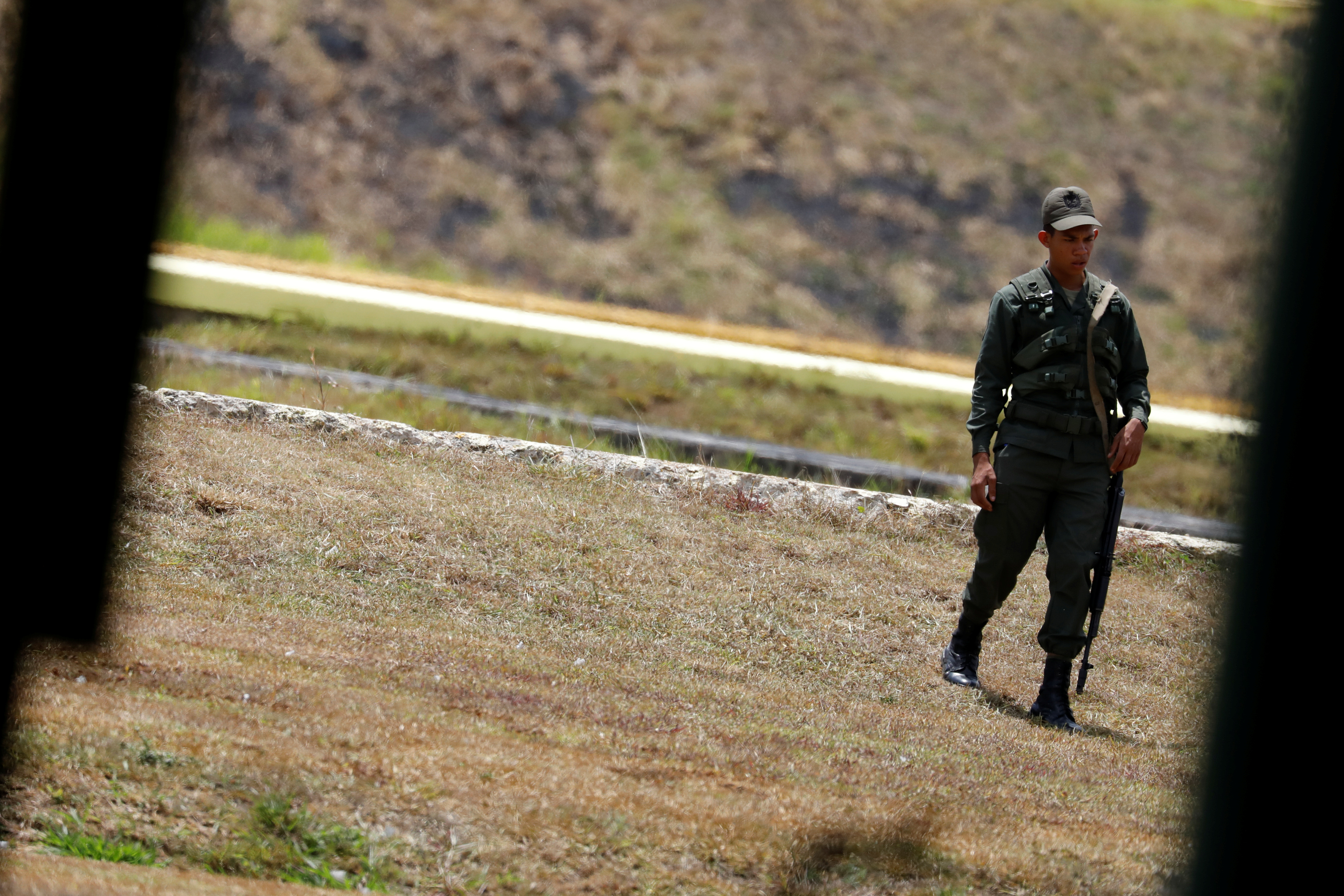 أحد جنود الجيش الفنزويلى