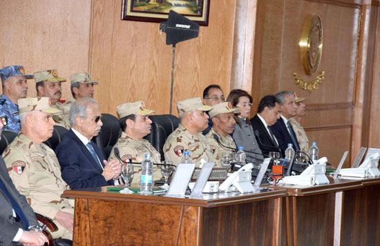 الرئيس السيسى يفتتح قيادة قوات شرق القناة لمكافحة الإرهاب