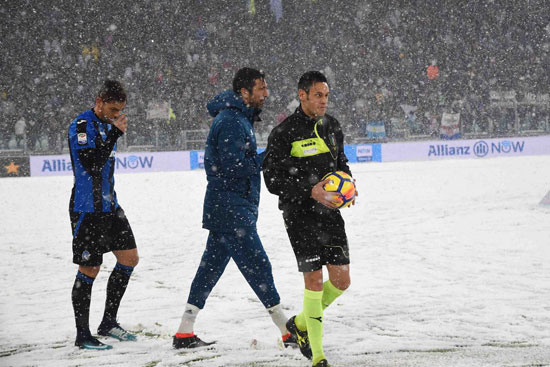 تأجيل مباراة يوفنتوس وأتالانتا بسبب الثلوج  (18)