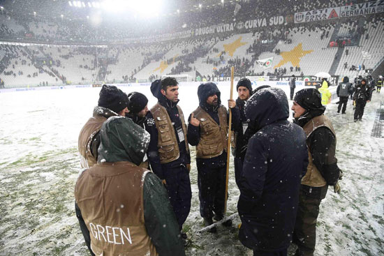 تأجيل مباراة يوفنتوس وأتالانتا بسبب الثلوج  (35)