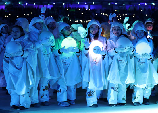   ختام مبهر للأولمبياد الشتوية بكوريا الجنوبية (37)