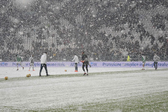 تأجيل مباراة يوفنتوس وأتالانتا بسبب الثلوج  (7)