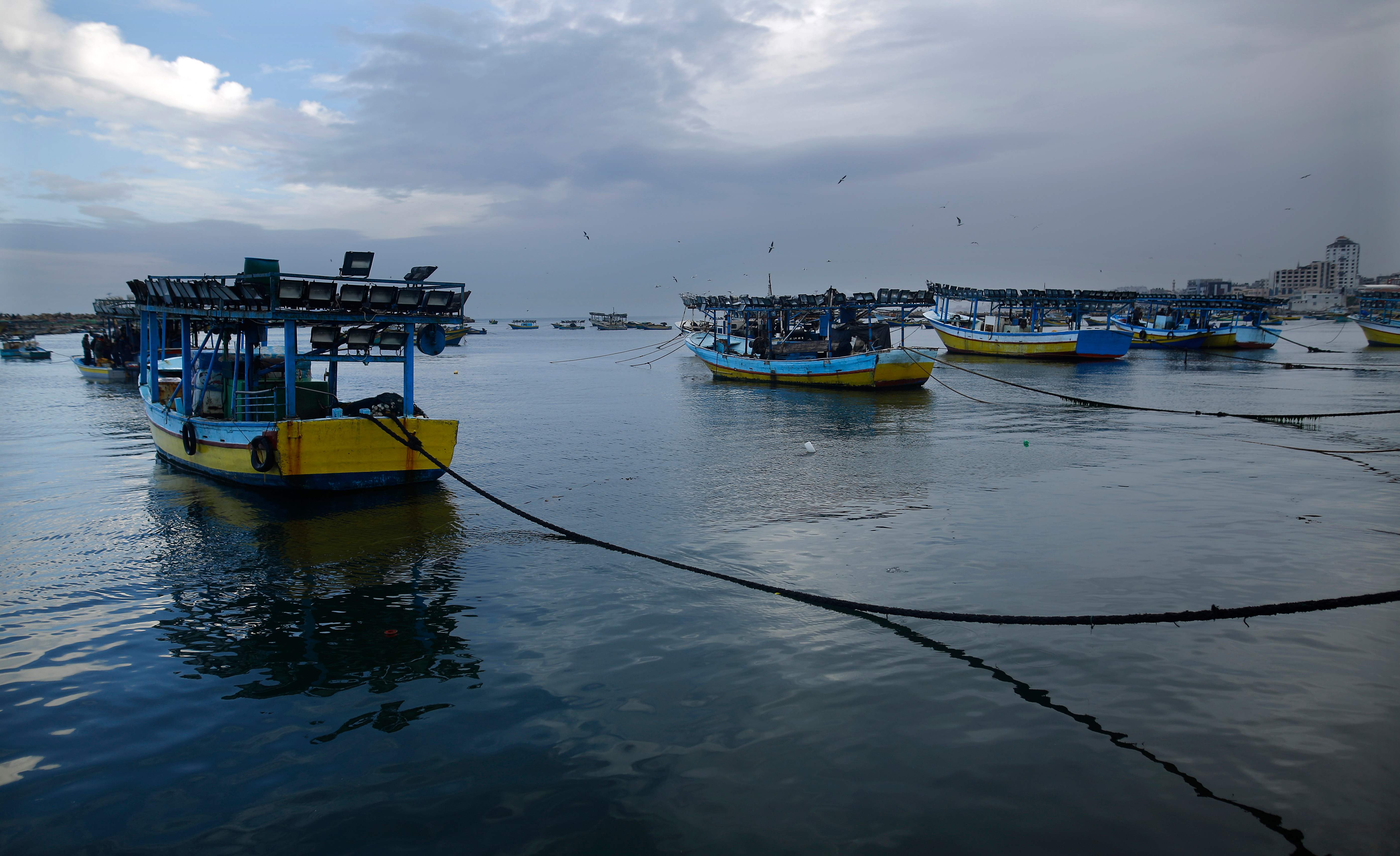 قوارب الصيادين الفلسطينيين على شواطئ غزة