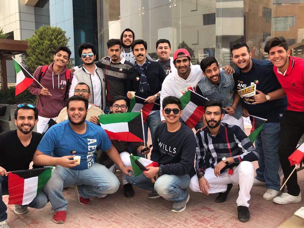 طلاب الكويت يحتفلوا بالأعياد في جامعة المستقبل