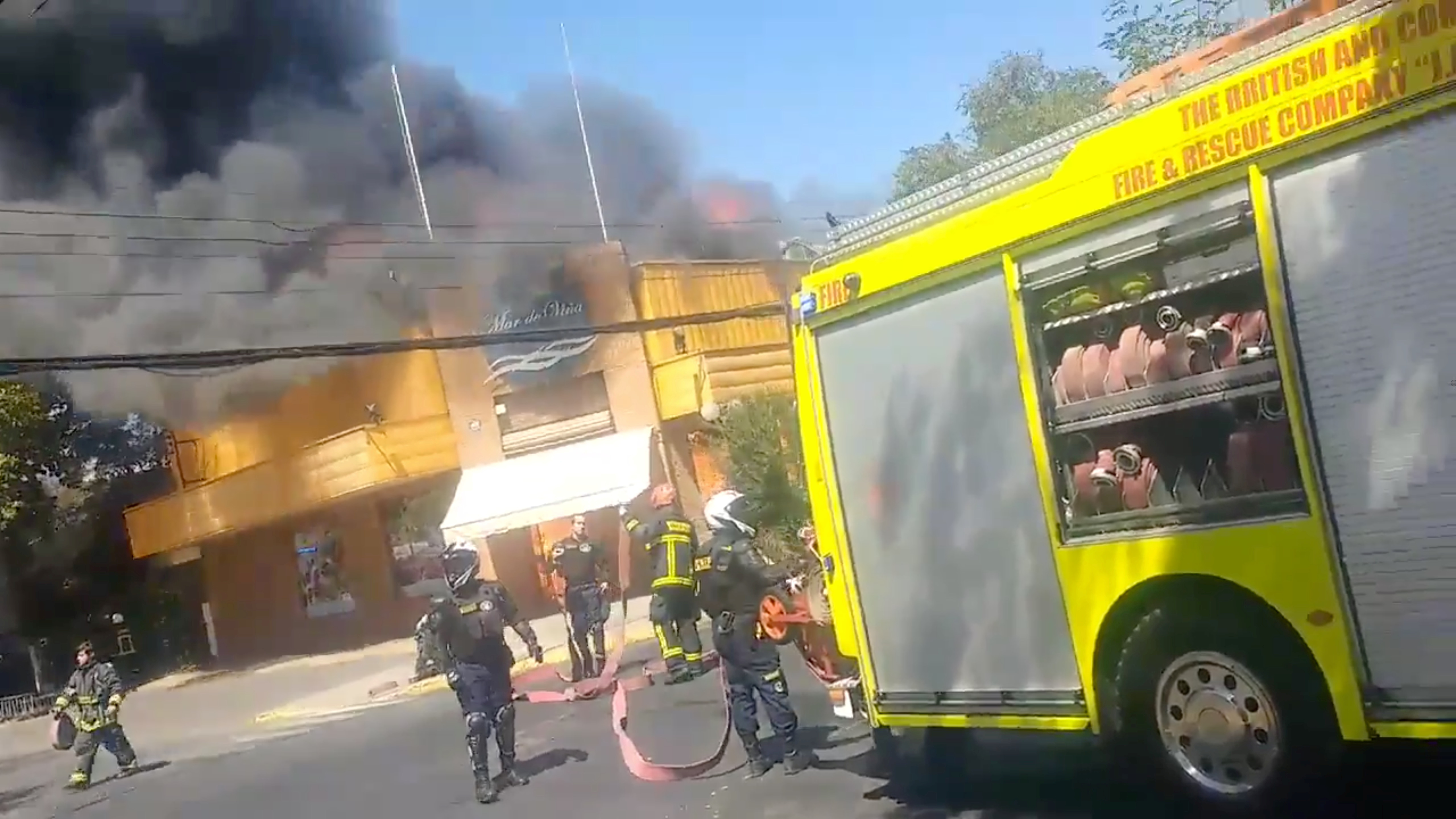 حريق بأحد المطاعم فى تشيلى