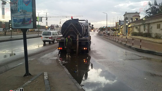 شفط مياه الأمطار من شوارع القاهرة (8)