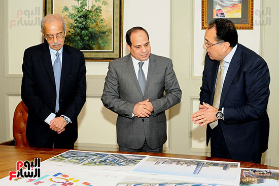 السيسى يناقش خطة تنمية غرب الجمهورية ويوجه بإزالة تعديات أراضى الدولة بمطروح (4)