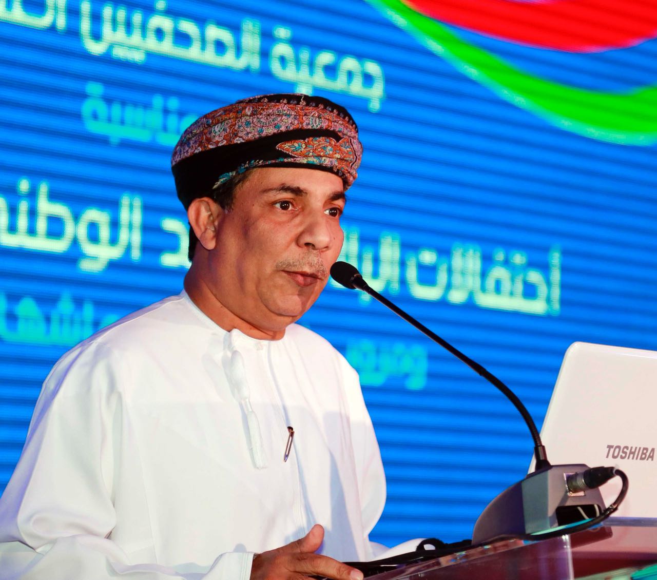 عوض بن سعيد باقوير رئيس مجلس ادارة جمعية الصحفيين العمانية