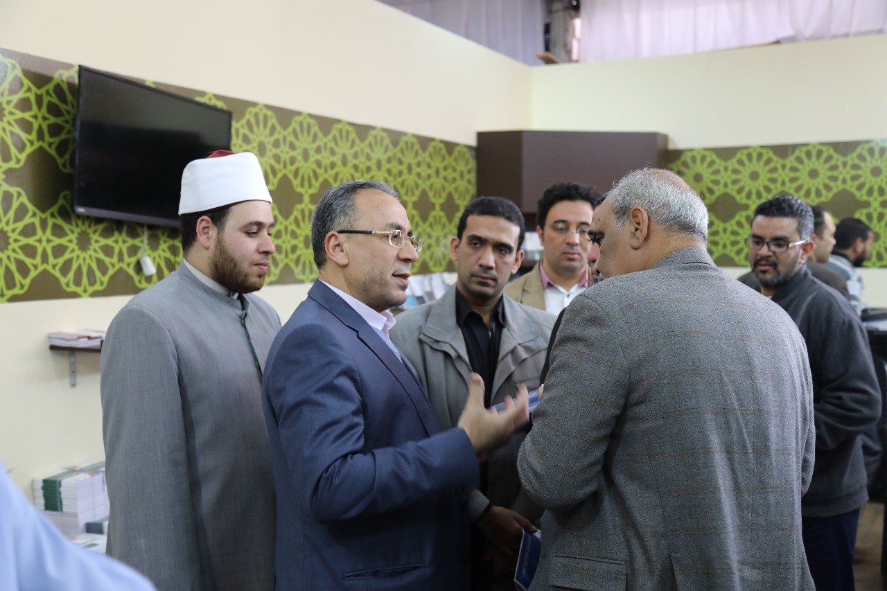محيي الدين عفيفي الأمين العام لمجمع البحوث الإسلامية فى معرض الكتاب (3)