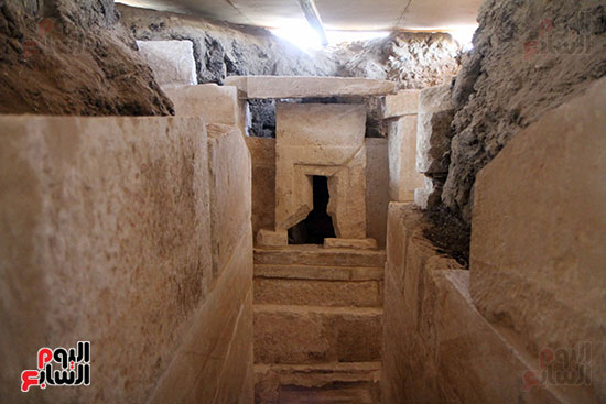 الاعلان عن اكتشاف مقبره السيده حتبت بمنطقه اهرامات الجيزه‎  (14)