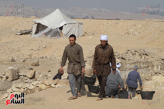 الاعلان عن اكتشاف مقبره السيده حتبت بمنطقه اهرامات الجيزه‎ (3)