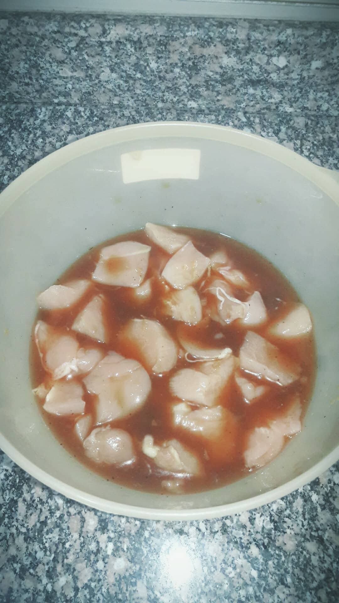 طريقةعمل الدجاج الحلو (6)