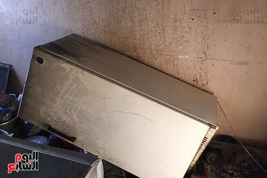 مأساة-أسرة-تعيش-بالشارع-عقب-إحتراق-شقتها--بسوهاج--(12)